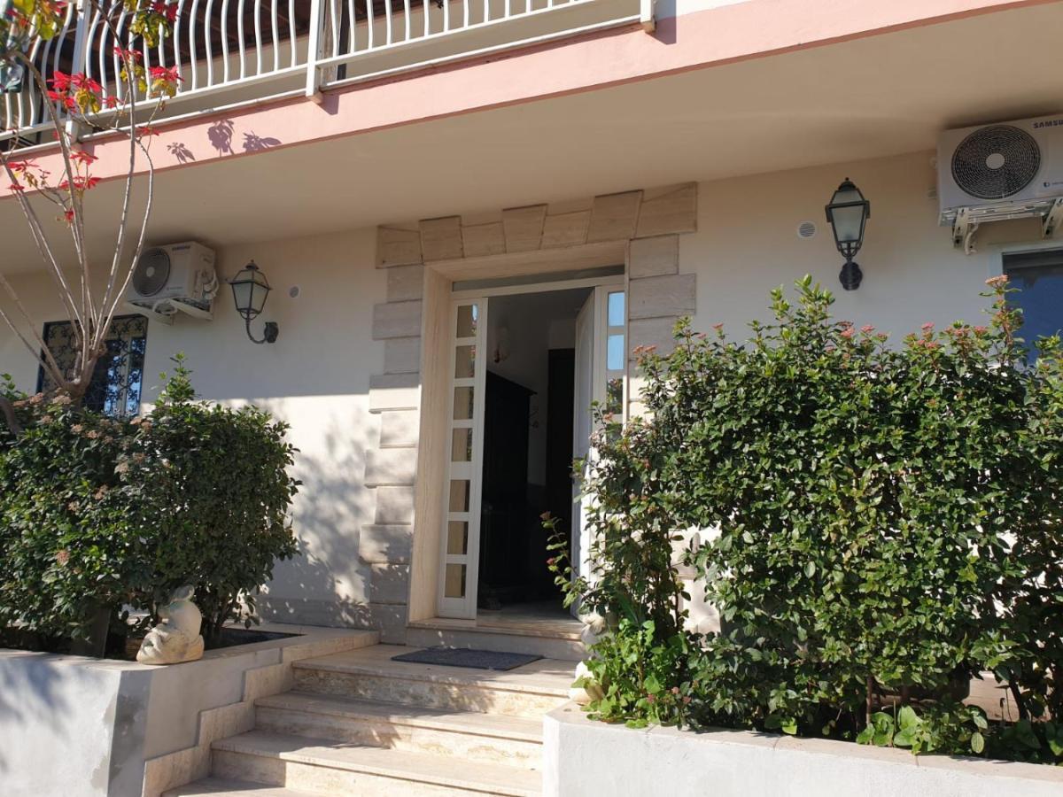 Villa Francesca Licata Luaran gambar