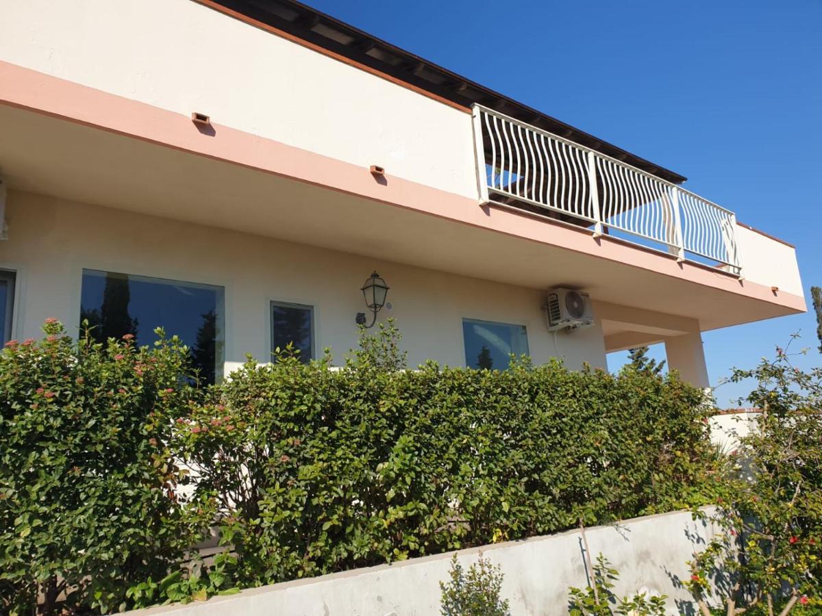 Villa Francesca Licata Luaran gambar