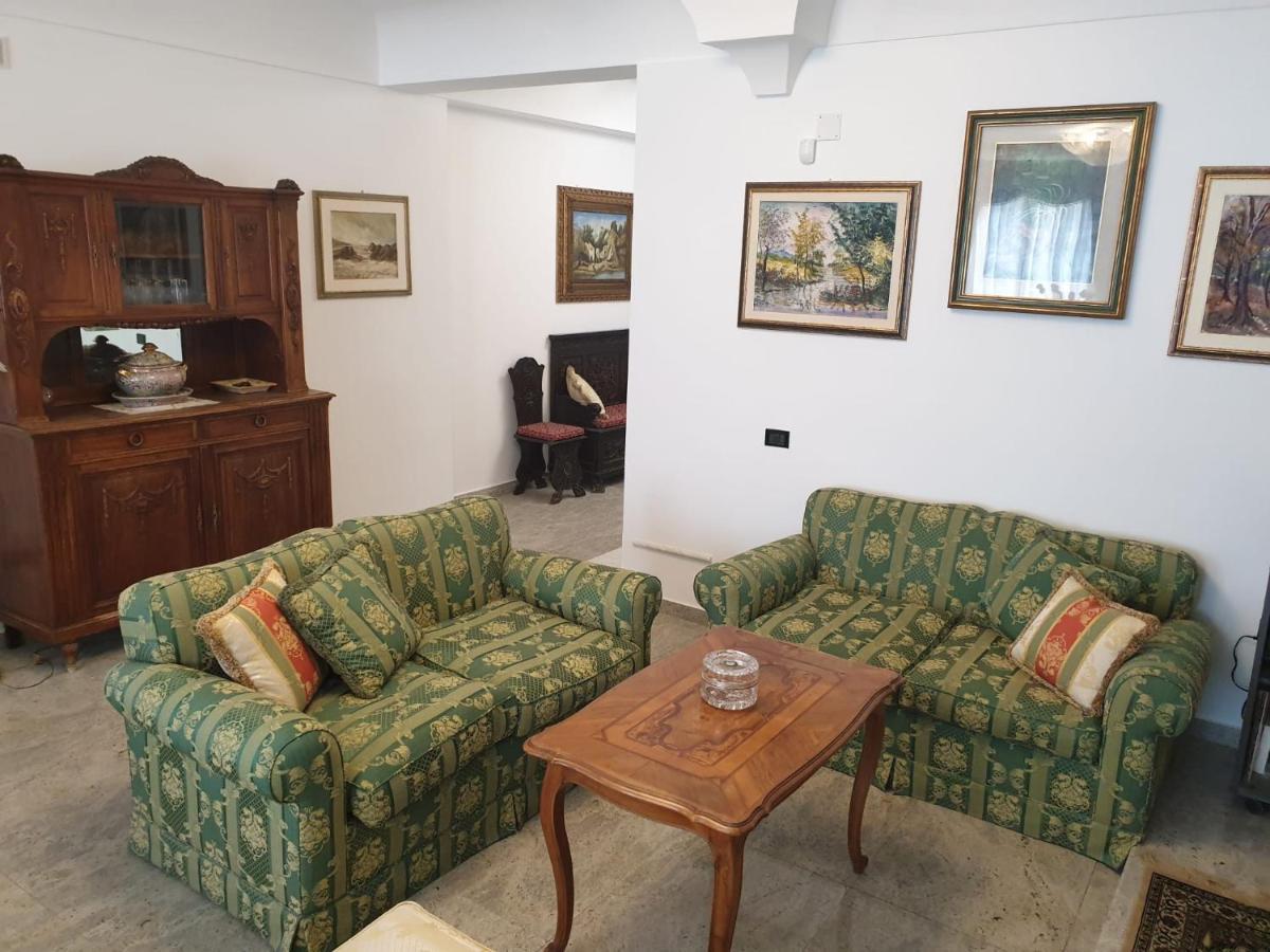 Villa Francesca Licata Luaran gambar
