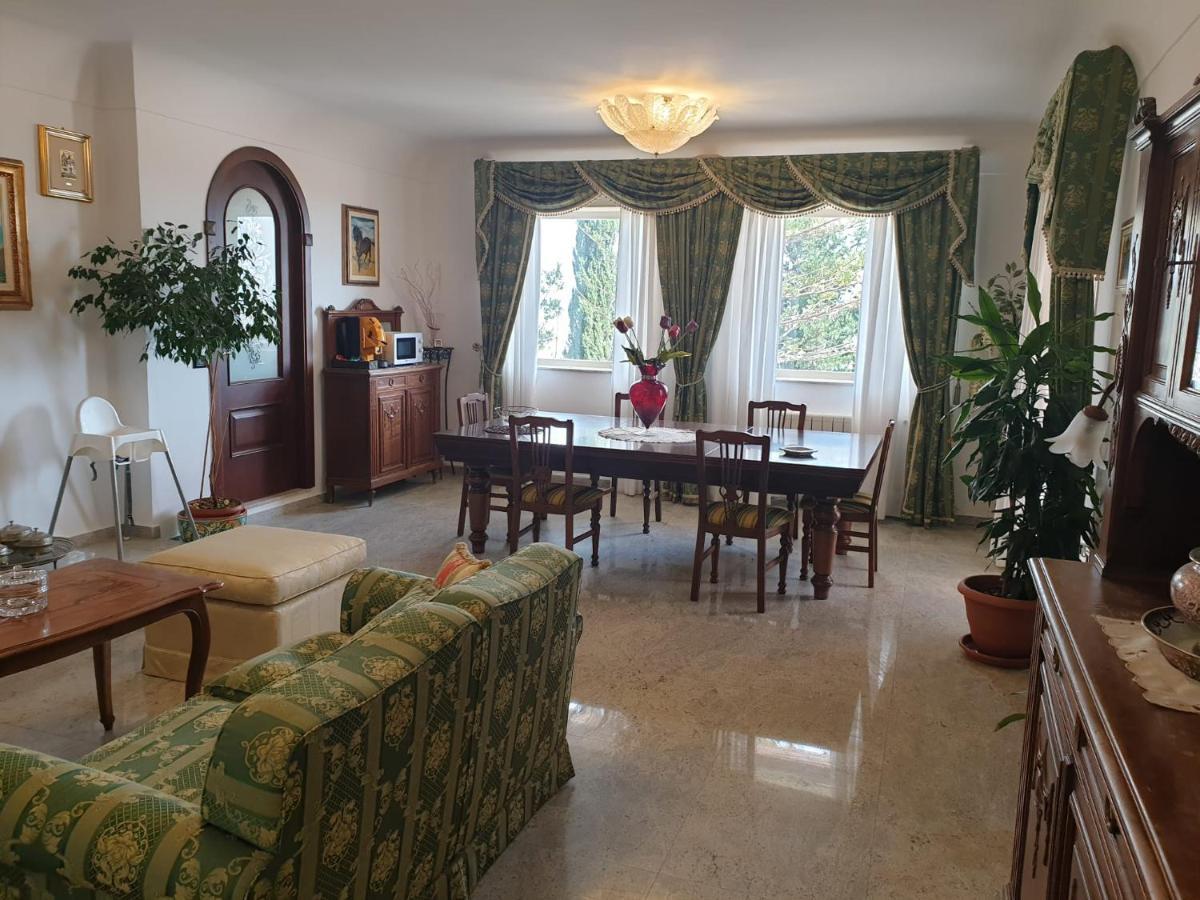 Villa Francesca Licata Luaran gambar
